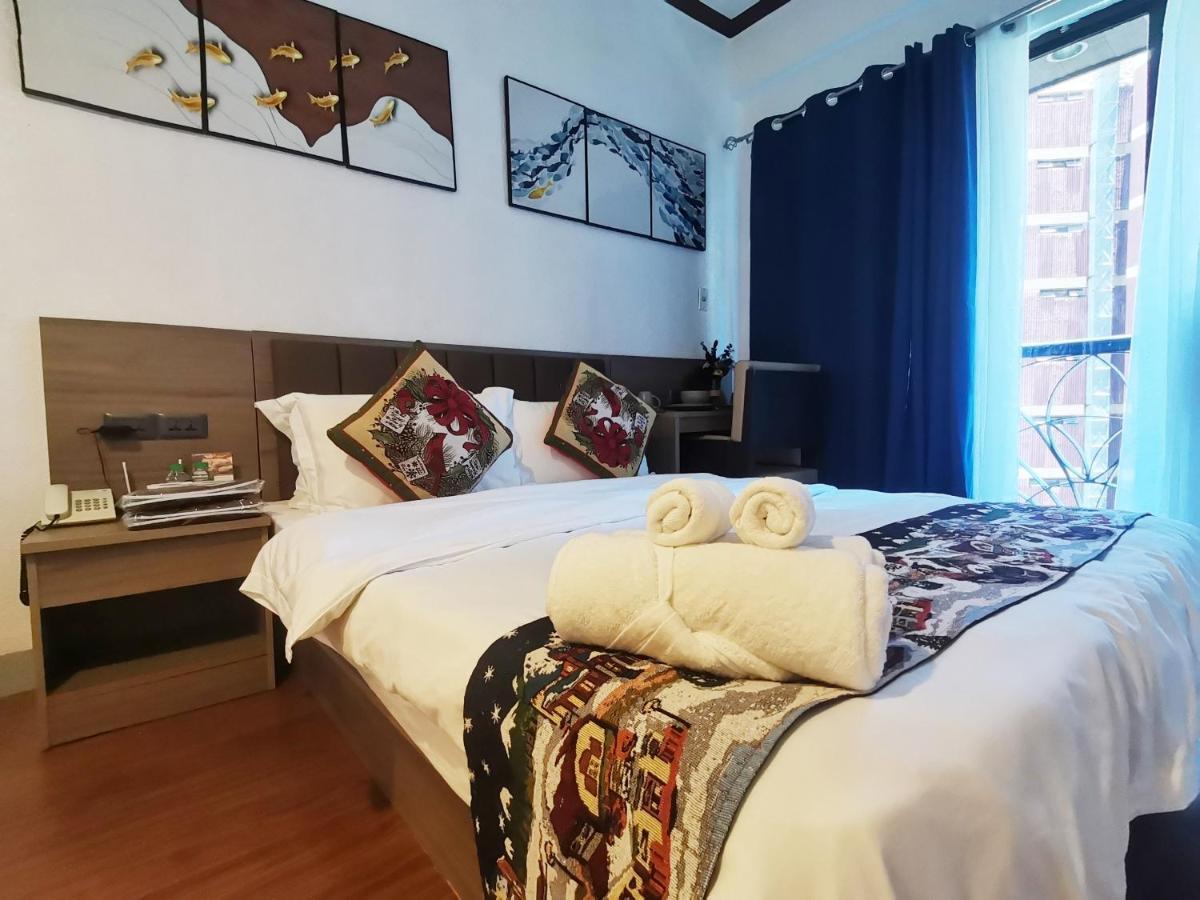 الشقق الفندقية ماكاتيفي  Warm Makati المظهر الخارجي الصورة